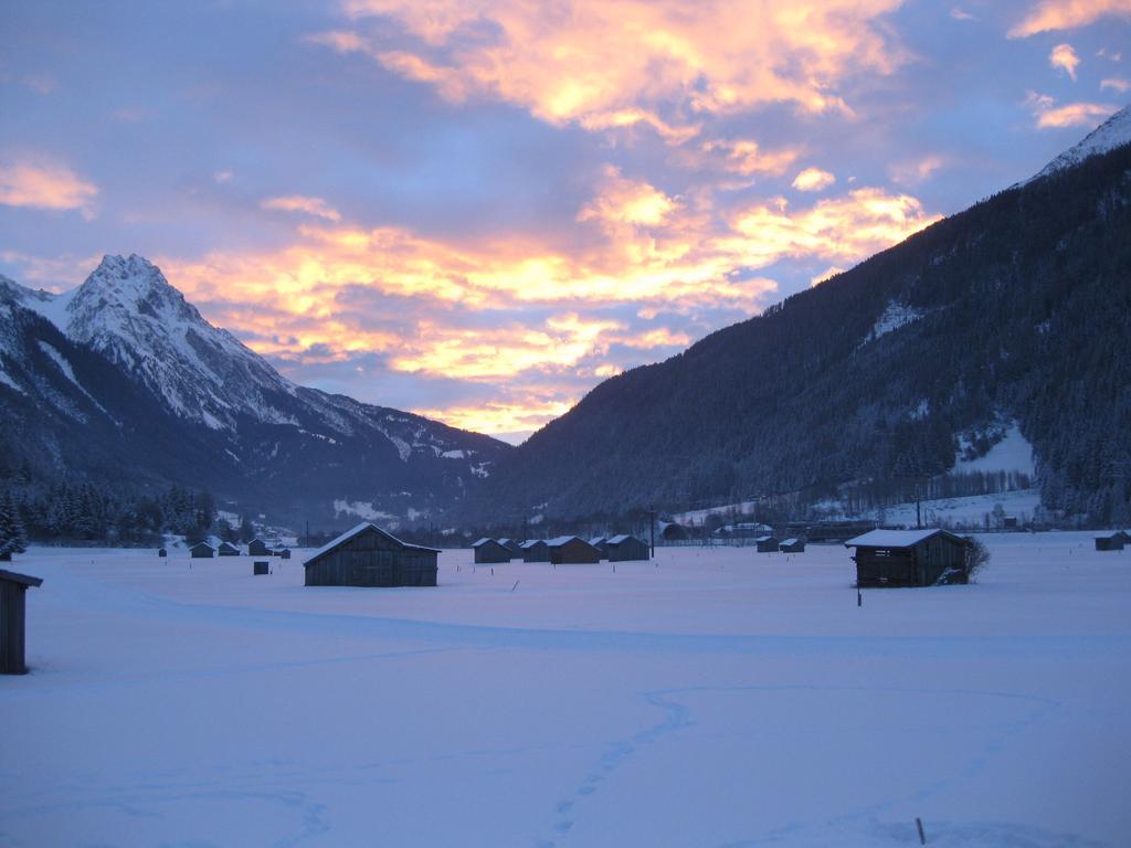 Apart Bella Monte Apartman Pettneu am Arlberg Kültér fotó